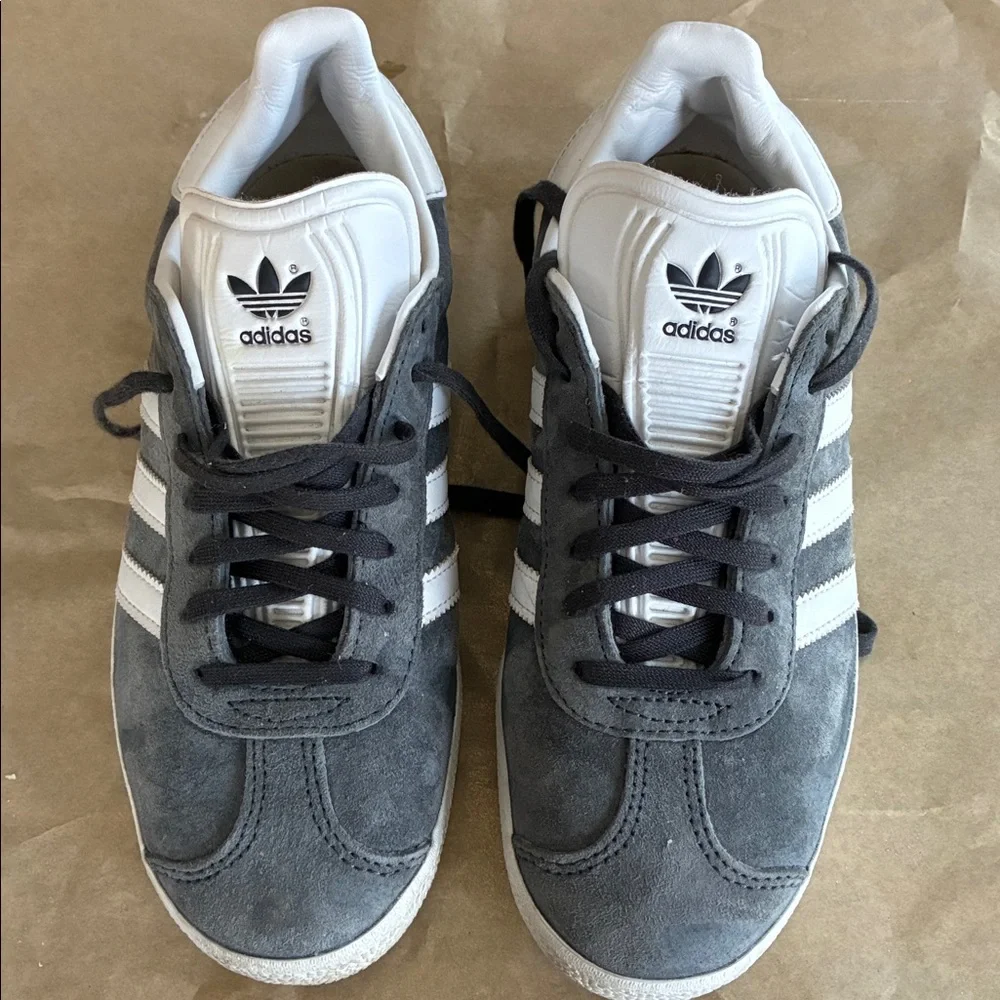 adidas classic timeless